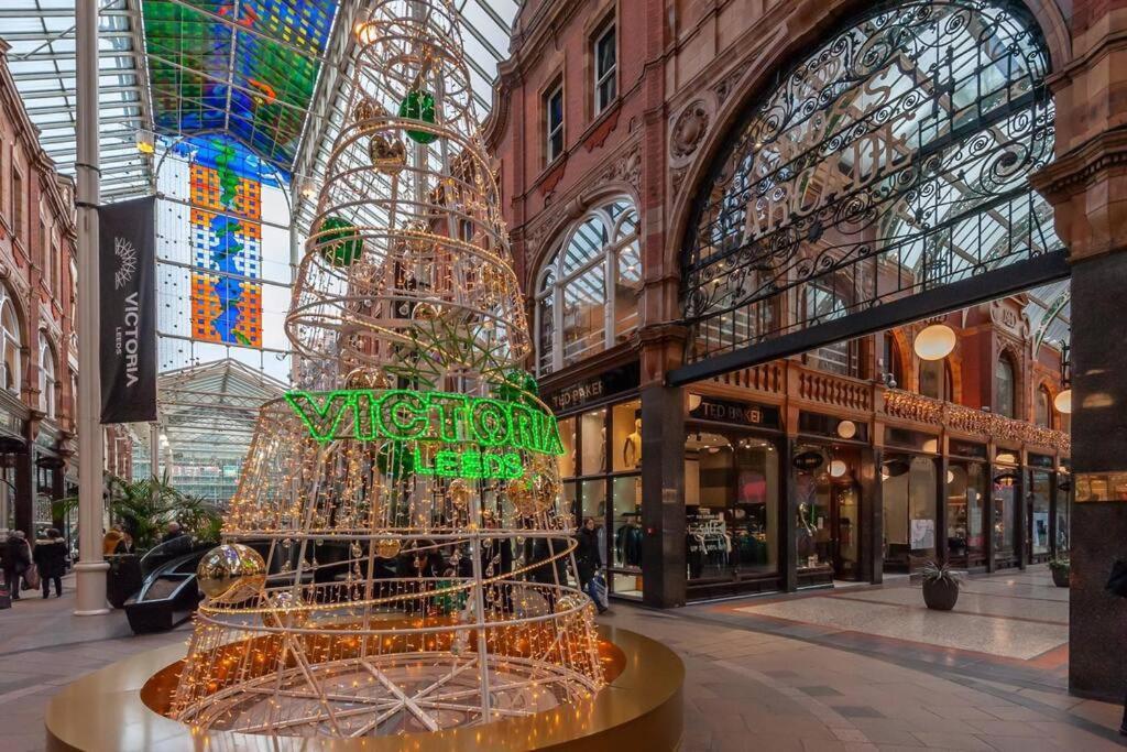 Leed City Centre - Armley Wortley リーズ エクステリア 写真